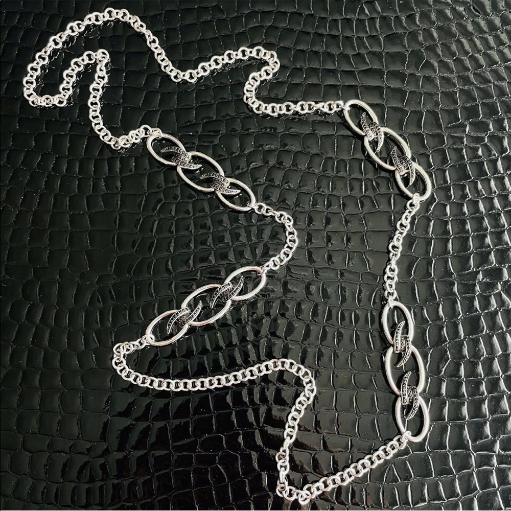 Stephen Webster Forget Me Knot Black Sapphire Sterling Silver Station Ne…